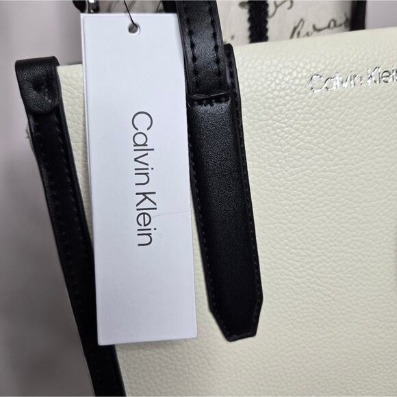 NWT CALVIN KLEIN Womens Off White Grey and Black Handbag with Crossbody Strap - Picture 3 of 14